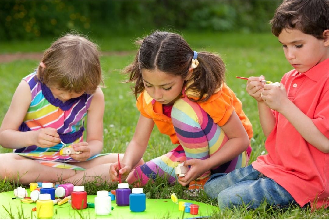 Summer Art Activities: Gift Kids with Outdoor Reflection Time